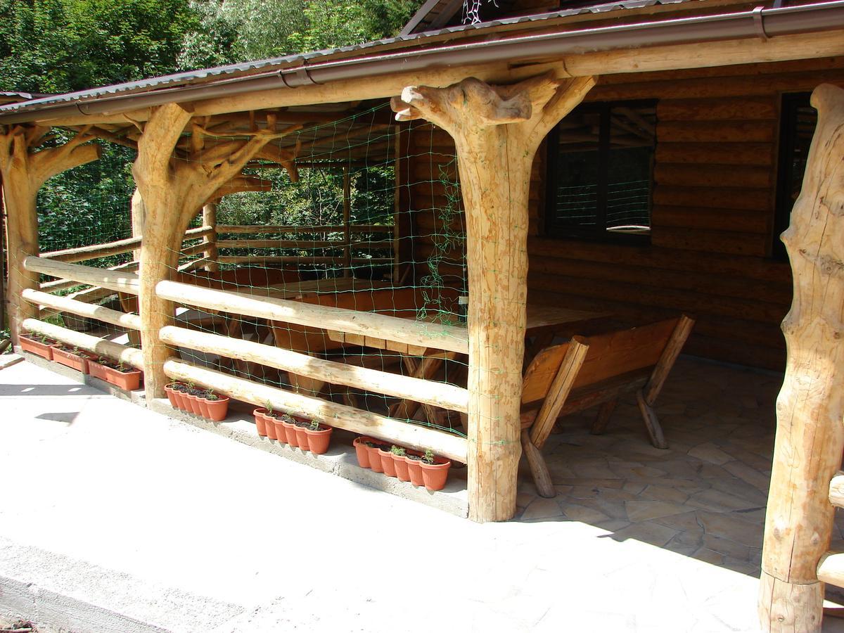 Taverna Ceahlau Durau Buitenkant foto