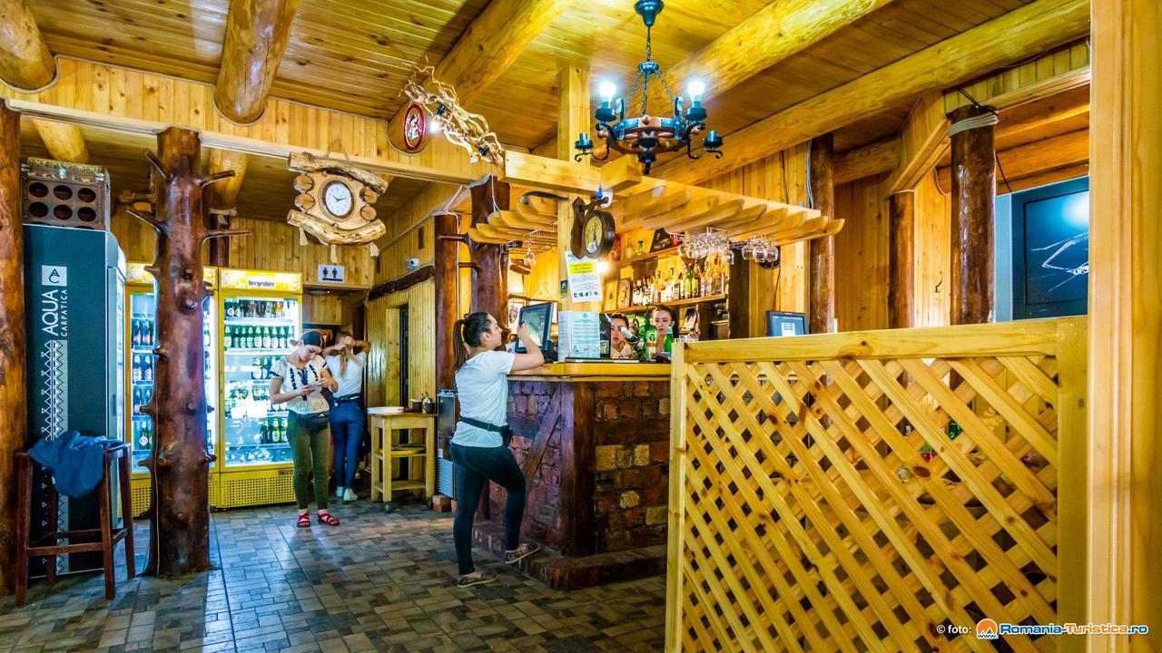 Taverna Ceahlau Durau Buitenkant foto