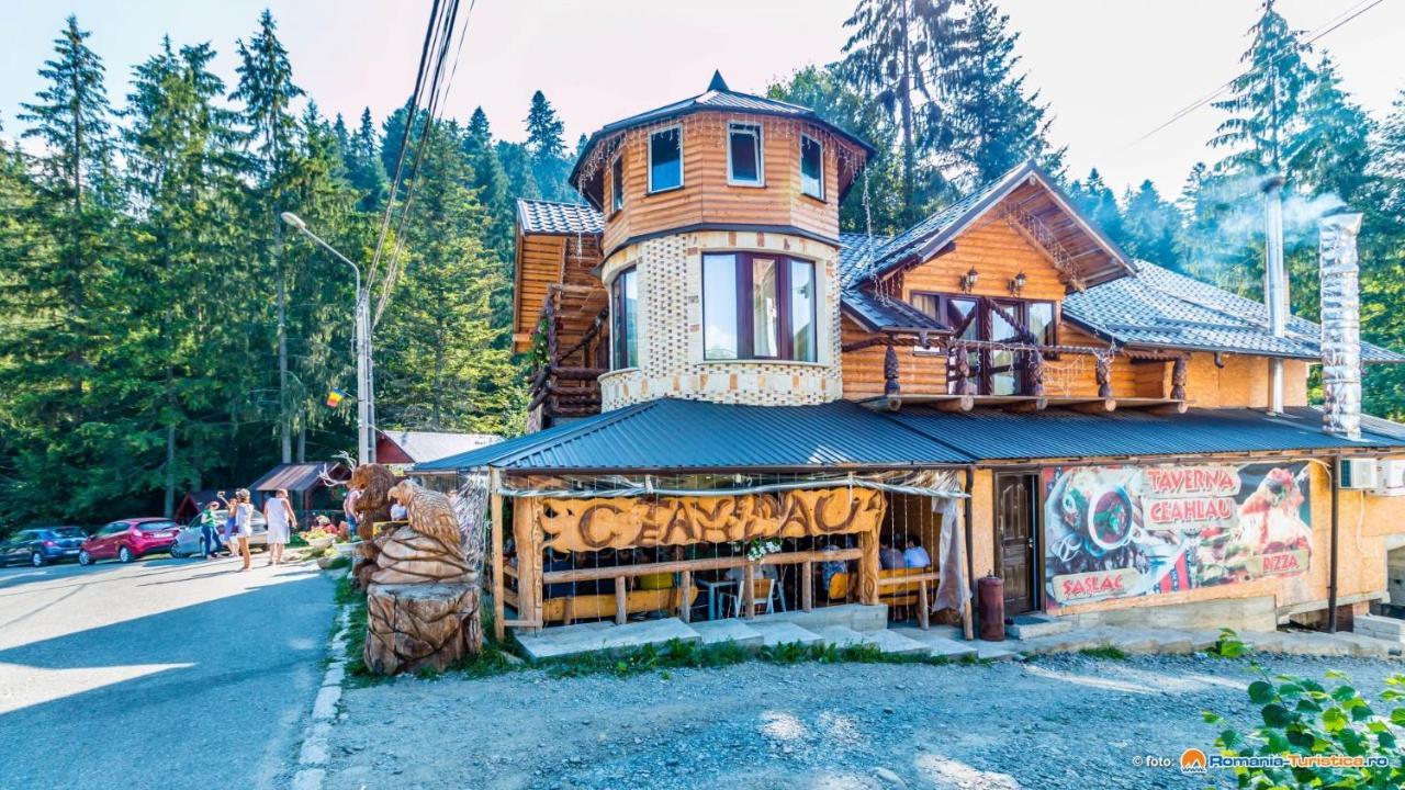 Taverna Ceahlau Durau Buitenkant foto
